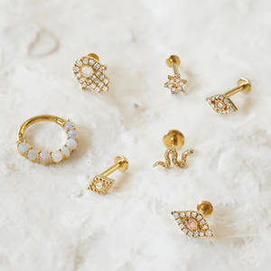 ทองคำแท้ 14K ประดับเพชรแท้รูปดาว ขายส่งเพชรแท้และเพชร CVD แบบเกลียวในตัว ต่างหูแบบ Labret ด้านหลังแบน ยี่ห้อ Zisma - Product Image 3