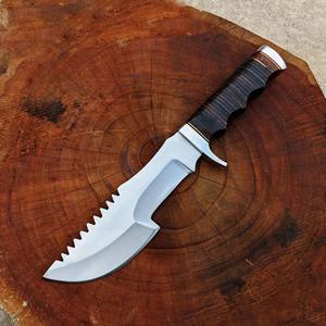 Couteau de chasse et de camping artisanal, magnifique, en acier Damas forgé, lame fixe, manche en bois Damas, cadeau pour lui - Product Image 5