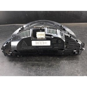 ชุดหน้าปัดมือสองสำหรับรถยนต์ E-class รุ่น 2115405211 - Product Image 4