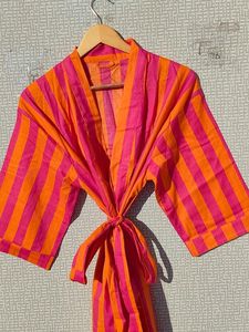 ชุดคลุมกิโมโนผ้าฝ้ายพิมพ์ลายบล็อก สวมใส่สบาย ระบายอากาศได้ดี เหมาะสำหรับเพื่อนเจ้าสาว ไซส์เดียว ชุดนอนฤดูร้อนสำหรับผู้หญิง - Product Image 4