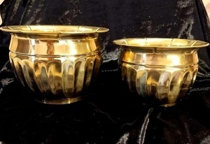 Durable Eco-Friendly Gold Metal Hammered Modern Customized Round Flower <b>Pot</b> Planter Vase Plant <b>Stand</b> for Indoor Home Decoration - Product Image 5