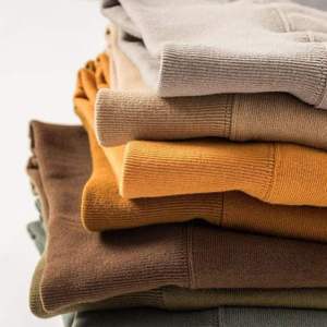 Sweat à capuche personnalisé pour homme 100% coton French Terry, impression par transfert thermique, respirant, coupe décontractée, manches classiques, logo avant, vêtement d'automne - Product Image 2