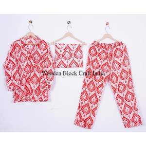 ชุดนอนผ้าฝ้ายทำมือสไตล์อินเดียสำหรับผู้หญิง ลายพิมพ์อิคัต ระบายอากาศได้ดี นุ่ม แห้งเร็ว สวมใส่สบาย ชุดนอนขายาวสำหรับฤดูร้อน - Product Image 6