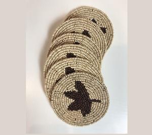 Sous-verre en perles de verre faites à la main avec un design artistique coloré, parfait pour une table festive et des accessoires décoratifs pour la maison - Product Image 1