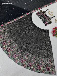 Último Diseño de Moda: Conjunto de Lehenga Choli y Dupatta de Georgette Sintético Pesado con Bordado de Hilo y Lentejuelas para Mujer, Moda Étnica - Product Image 5