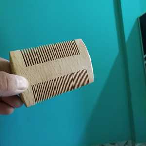 Brosse à barbe double face en bois de hêtre poli, faite à la main, au meilleur prix - Product Image 2