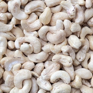 Nueces de Anacardo de Alta Calidad al por Mayor, Nueces de Anacardo de Vietnam, Exportadas a Asia, la UE y Oriente Medio desde Santiago - Product Image 1