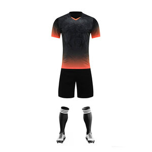 Conjunto de Camiseta de Fútbol para Hombre, Color Negro Degradado, Manga Corta, Cuello Redondo, Poliéster que Absorbe la Humedad, Ajuste Atlético, para Todas las Temporadas, Personalizable - Product Image 6