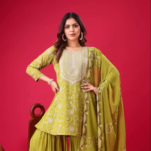 นำเสนอผ้าจอร์เจียเทียมปักเสื้อทำงานและ Sharara Palazzo กับ Dupatta ล่าสุดออกแบบใหม่ล่าสุด - Product Image 1