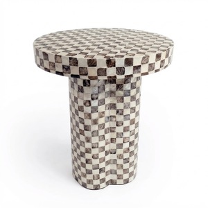 Mesa de centro de lujo con incrustaciones de hueso y ilusión óptica hecha a mano, mesa central geométrica de resina en blanco y negro para sala de estar moderna - Product Image 4