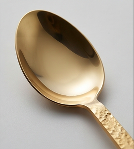 Juego de cubiertos de latón vintage con acabado mate, resistente al óxido, para bodas y cenas. - Product Image 2