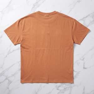 Camiseta de Hombre de Manga Corta con Cuello Redondo, Informal, de Algodón, con Logotipo de Goma en la Parte Delantera, Corte Regular - Product Image 2