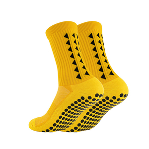 Manufacture Wholesale <b>Long</b> Custom Anti <b>slip</b> Soccer Grip Socks with logo Cotton Socks with Letter Men Sport Socks - Product Image 1
