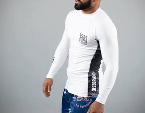 เสื้อยืดออกกำลังกายแบบสวมใส่ได้ทั้งชายและหญิง คอกลม แขนยาว ผลิตจากโพลีเอสเตอร์/ไนลอนที่เป็นมิตรกับสิ่งแวดล้อม ระบายอากาศได้ดี - Product Image 3