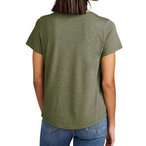 T-shirt blanc slim fit pour femme en coton tricoté avec bordure en crochet respirante – Tailles variées – Idéal pour l'été - Product Image 2