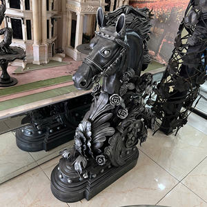 Postes de Hierro Forjado para Caballos, Lujosos, 100% Forjados a Mano, Columnas Decorativas para Entrada, Resistentes a la Intemperie, Diseño Personalizado - Product Image 2