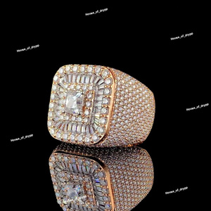 Anillo de Diamante Moissanite de Plata 925 con Halo Doble Baguette, Anillo de Lujo para Hombre, Estilo Hip Hop Audaz - Product Image 3