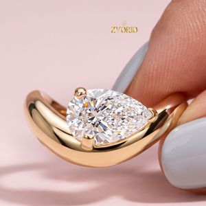Anillo Abierto Escultural de Oro de 14K con Diamante Cultivado en Laboratorio con Corte Pera para Mujer - Product Image 3