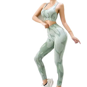 Conjunto de Yoga para Mujer Más Vendido, Alta Calidad, Ligero, Tallas Grandes Disponibles en Varios Colores - Product Image 3