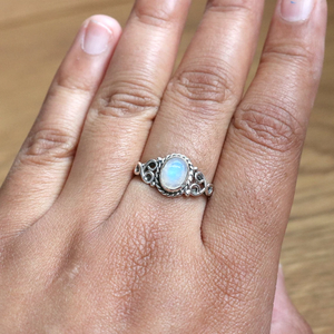 Bague en pierre de lune bleue feu, argent sterling 925, pour tous les jours, cadeau de fiançailles pour elle - Product Image 2