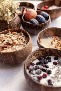 ชามมะพร้าวธรรมชาติสำหรับเทียนหอม งานฝีมือเวียดนาม ของตกแต่งจากเปลือกมะพร้าว เป็นมิตรกับสิ่งแวดล้อม ผลิตในเวียดนาม - Product Image 3