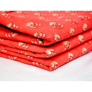 Tissu imprimé sur mesure en coton 100 %, idéal pour l'ameublement et les vêtements, designs personnalisés également disponibles - Product Image 2