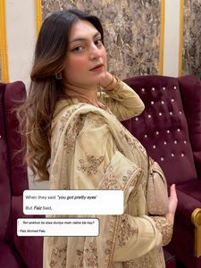 Ensemble Kurti Plazzo en Georgette Premium avec broderie Zari et sequins épais, doublure micro, et dupatta à volants de créateur - Product Image 2