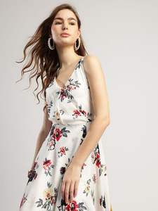 Vestido MIDI con estampado floral para mujer con cuello en V y dobladillo acampanado - Product Image 6