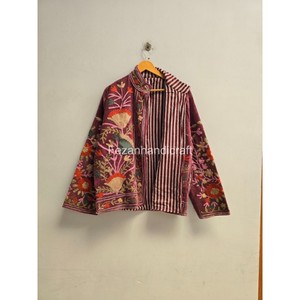 Blazer de Terciopelo con Bordado Floral a Mano para Mujer, Cuello Mao, Manga Larga, Estilo Otoñal - Product Image 1