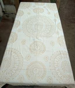 ผ้าปูโต๊ะปักมือด้วยดิ้นทอง ผ้าปูโต๊ะรับประทานอาหารปักมือ ของตกแต่งโต๊ะคริสต์มาสทำมือ - Product Image 3