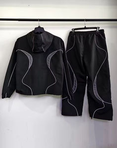 Chaqueta Deportiva Casual Ligera de Nailon para Hombre, Chaqueta Cortavientos, Conjunto Deportivo de Primavera para Correr, Hecho por Numica Sports - Product Image 3