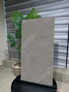 กระเบื้องพอร์ซเลนลายหินอ่อน Ital Ceramics ป้องกันแบคทีเรีย ผิวด้าน สำหรับปูพื้นและผนัง ภายใน/ภายนอกอาคาร ขนาด 600x600 มม. - Product Image 2