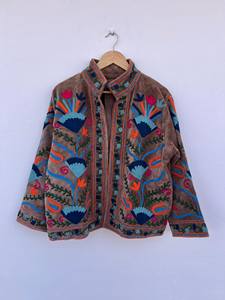 Chaqueta Bomber Azul de Terciopelo Suzani, Tejida, Transpirable, Hecha a Mano, Bordada, Acolchada, con Letras, Estilo Bohemio, Étnico, para Festival, Invierno, de Nailon y Lana - Product Image 5