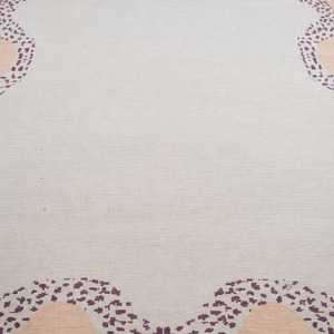 Tapis artisanal vintage en coton et laine noué à la main pour maisons d'histoire, beige et corail, tissage plat, avec dos antidérapant pour la pièce - Product Image 2