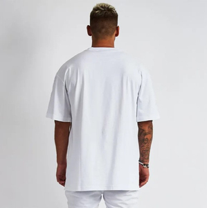 เสื้อยืดโอเวอร์ไซส์ผู้ชายสไตล์รัฟฟ์ แฟชั่นสตรีทแวร์ทันสมัย ผ้าฝ้าย คอกลม ใส่สบาย ระบายอากาศได้ดี ทนทาน - Product Image 2