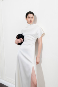 Nuevo Vestido Elegante para Mujer, Modelo AVA ASIMÉTRICO, Manga Corta, Maxi, Soporte ODM, Vestidos de Mujer de WhiteAnt Vietnam - Product Image 2