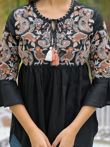 Tunique d'été confortable pour femme, best-seller, en coton noir brodé, à ourlet incurvé, élégante, disponible au meilleur prix - Product Image 2