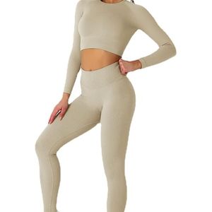 Ensemble de yoga couleur nude pour femmes, vêtements de yoga côtelés, haut court à col haut, ensemble de yoga professionnel pour femmes - Product Image 3