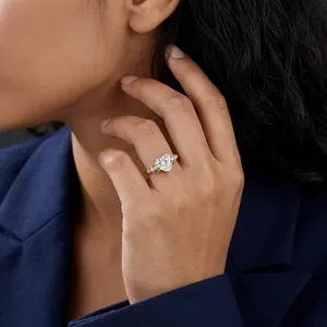 Bague en diamant de laboratoire en forme de cœur de 2 carats, certifiée IGI, or massif, bague de fiançailles vintage - Product Image 2
