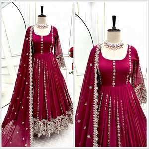 Listo para enviar: Conjunto de vestido de georgette indio con bordado de lentejuelas y dupatta, ropa étnica al por mayor, lo último en moda boutique. - Product Image 3