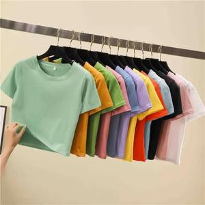 T-shirts courts pour femmes, coupe confortable, tissu doux, design court élégant pour l'été - Product Image 5