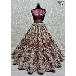 Collections de velours de vêtements de mariée indiens pour la mariée avec le travail de Zarkhan par Fabzone - Product Image 3