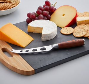 Ensemble de couteaux à fromage en acier inoxydable brillant avec manche en bois et spatule, idéal pour le plateau à fromage et les outils de cuisine - Product Image 6