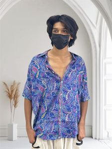 Chemise décontractée pour homme à manches courtes, imprimé paisley bleu, col rabattu, 100% coton, respirante, tissée en popeline, pour l'été - Product Image 1