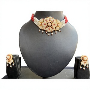 Parure de bijoux indiens ethniques pour femme, collier ras-du-cou en laiton plaqué or, fait main, motif floral Jaal Puwai multicolore, style traditionnel indien - Product Image 1