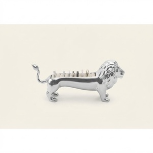 ROYAL HOME COLLECTION RH058 Elegante Soporte para Anillos con Diseño de León Plateado, Organizador de Joyas Metálico Moderno, Color Personalizable - Product Image 1