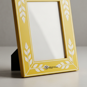 Cadre décoratif rectangulaire en os incrusté de motifs floraux, cadre photo artistique en os incrusté pour les intérieurs modernes - Product Image 3