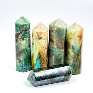 Chakralume Pointe de Cristal Naturel Quantum Quattro en Chrysocolle, Baguette de Guérison en Pierre de Luxe Faite à la Main, Pointeur Énergétique pour la Méditation et le Reiki - Product Image 5