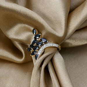 Bague en or jaune 14 carats avec saphir bleu naturel et diamant en forme de feuille pour femme |   Bijoux fins de coupe marquise, vente en gros, OEM, ODM - Product Image 5