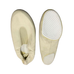 Nouvelles chaussures de gymnastique plates et extensibles pour adultes et enfants, avec semelle en caoutchouc et matériau en cuir, pour filles, garçons, femmes et hommes, prix de vente promotionnel - Product Image 3